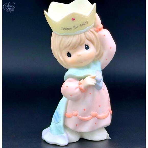 Precious Moments Queen for Today Girl Figurine - Picture 1 of 2